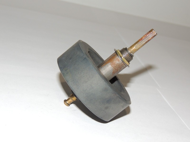 Sansui G-5000 Dial Pully Assembly 7036570 gallery