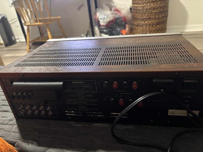 Onkyo TX-1500MKII Servo Locked Stereo Receiver AM/FM Tuner Silver Face Wood gallery