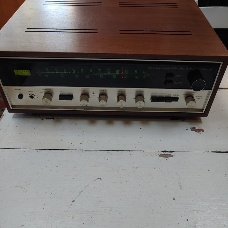 Sansui 2000X Vintage Stereo Receiver Works With Antenna