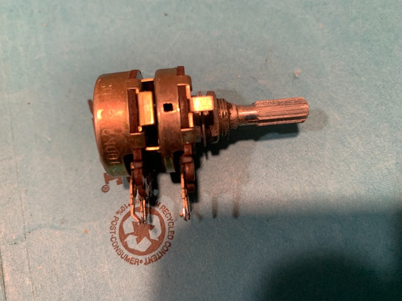 Pioneer SX-880 Stereo Receiver Treble Potentiometer