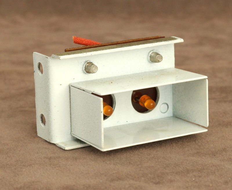Marantz 2215 FM/AM Receiver Parts : Stereo Lamp Holder