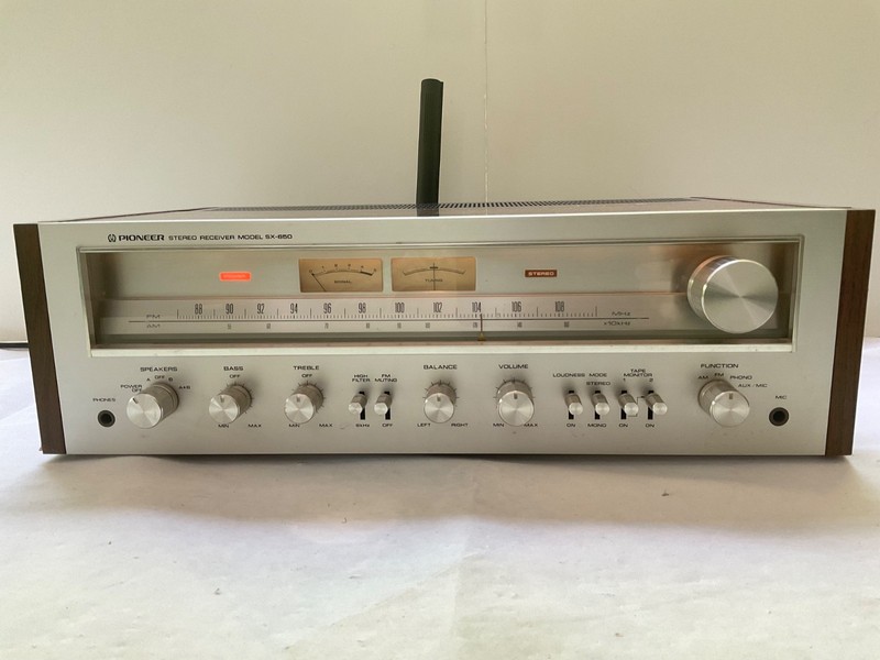 Pioneer SX-650 Receiver Tested works Great