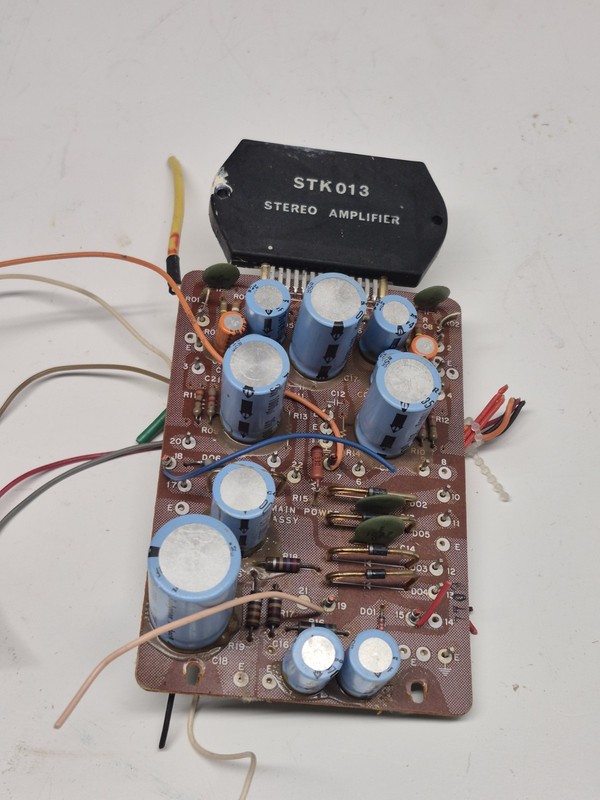 Fisher Audio Component System MC-3050 Control Board