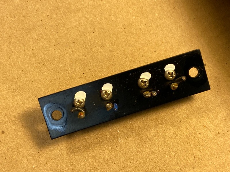 Sansui 5000A Set of Speaker Terminal Jacks - Vintage Receiver Part (Qty) gallery
