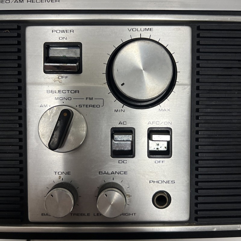 Vintage Lloyds FM-Stereo/AM Receiver N736 Boombox. TESTED, SOUNDS GREAT!! gallery
