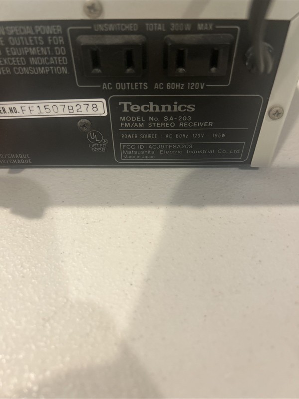 Technics SA-203 FM/AM Stereo Receiver Silver Face W/ BOX for Parts or Repair gallery