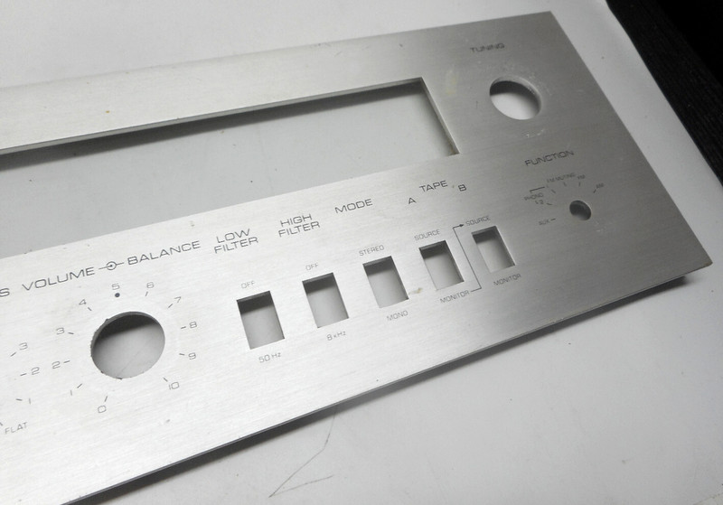 YAMAHA CR-600 STEREO RECEIVER - FACE PLATE - FACEPLATE - PARTING OUT gallery