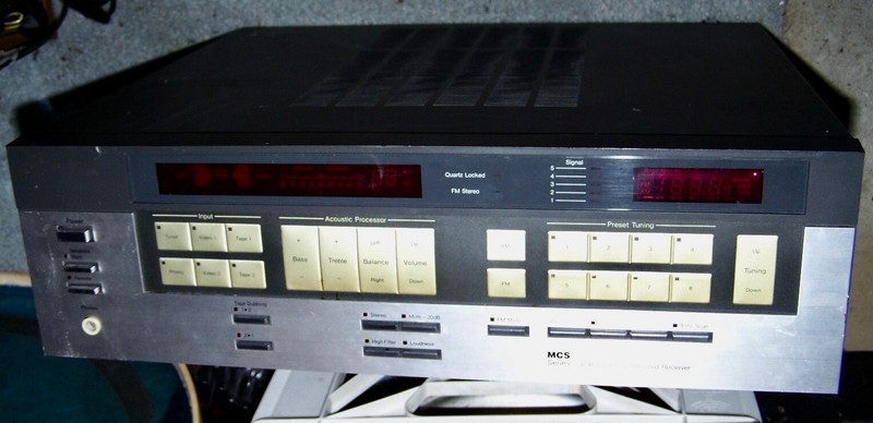 MCS Stereo Receiver 3246 Digital Synthesized AM/FM Tuner