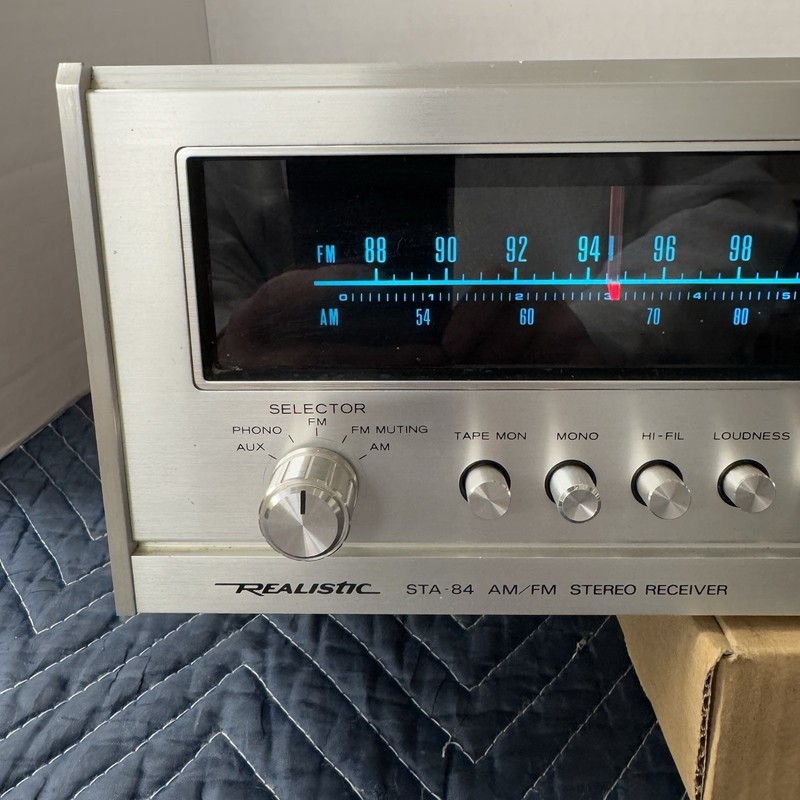 REALISTIC STA-84 VINTAGE AM/FM STEREO RECEIVER - SERVICED - CLEANED - TESTED gallery