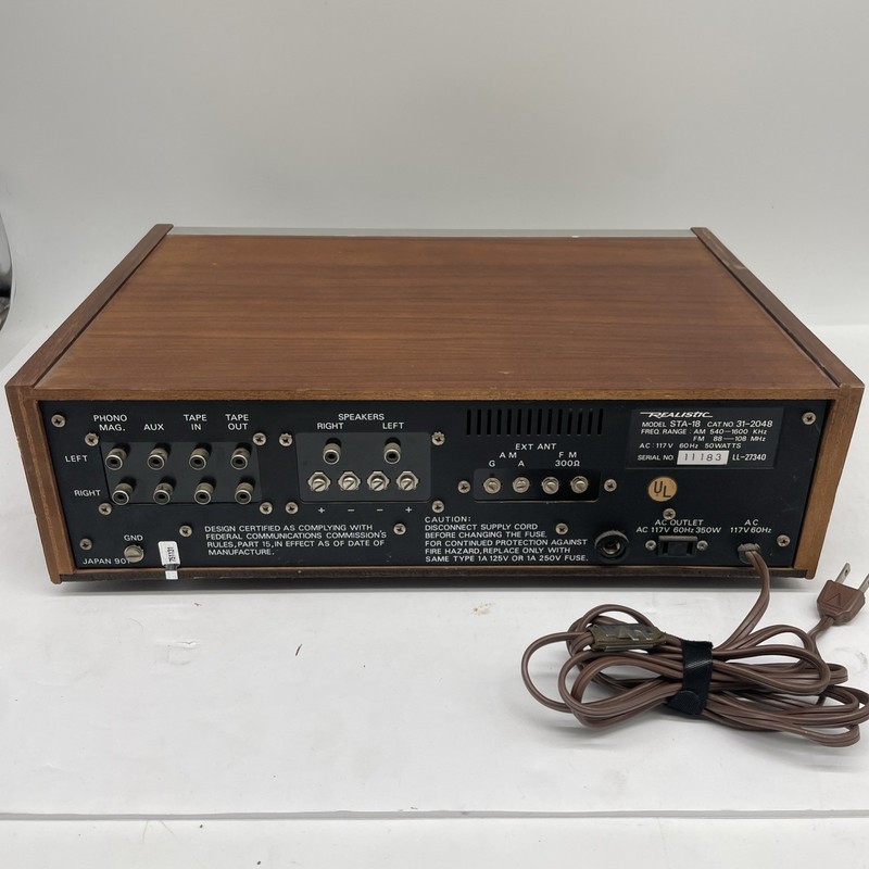 Vintage Realistic STA-18 Stereo Receiver Woodgrain Silver *UNTESTED AS IS gallery