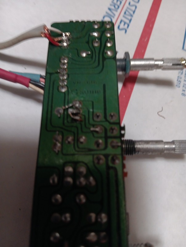CARVER MXR-2000 magnetic field power amplifier Balance Volume Controls gallery