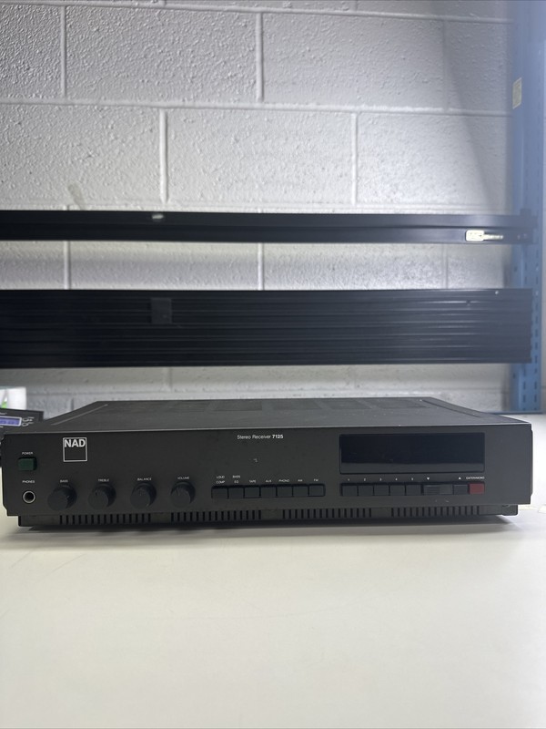 Vintage NAD 7125 Audiophile Stereo Receiver- ***Tested***