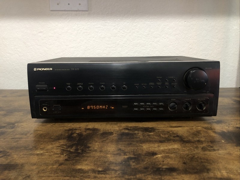 Vintage Pioneer SX-203 Stereo Receiver * AC cord * * Works No Remote gallery