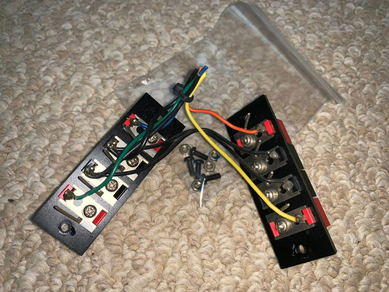 Marantz 2325 Receiver REMOVED FROM WORKING MODEL SPEAKER CONNECTORS gallery