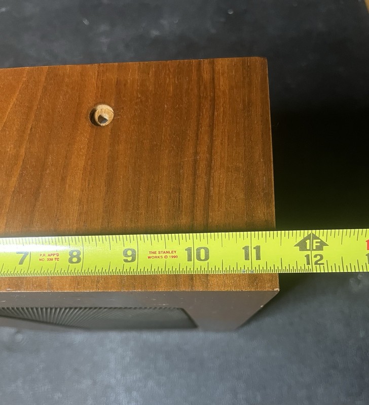 Realistic AM/FM Stereo Receiver Wood Walnut Case Part Out gallery