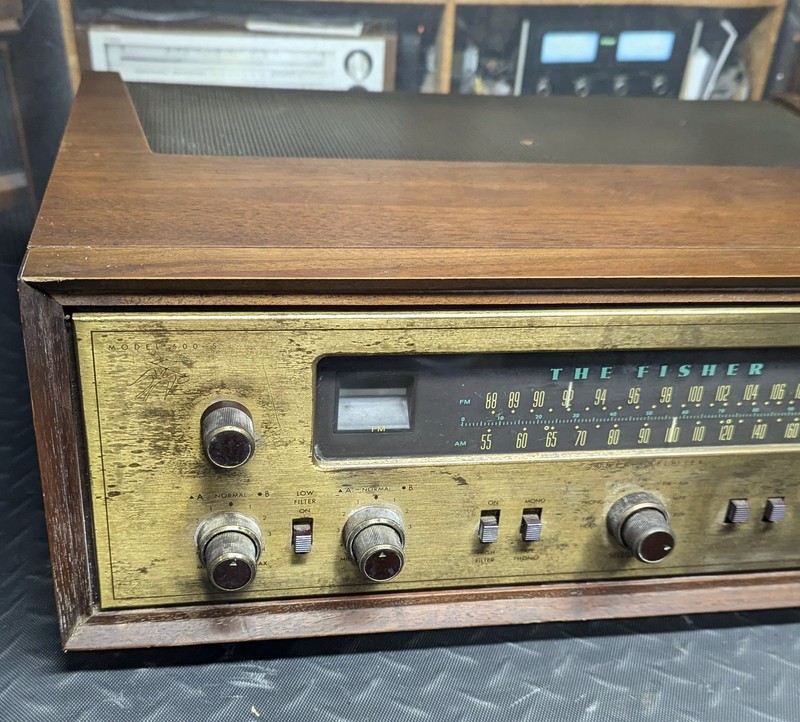 Fisher 500-S tube receiver with wood case gallery