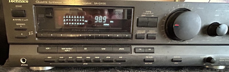 VINTAGE TECHNICS SA-GX100 QUARTZ SYNTHESIZER AM/FM STEREO RECEIVER (WORKING)