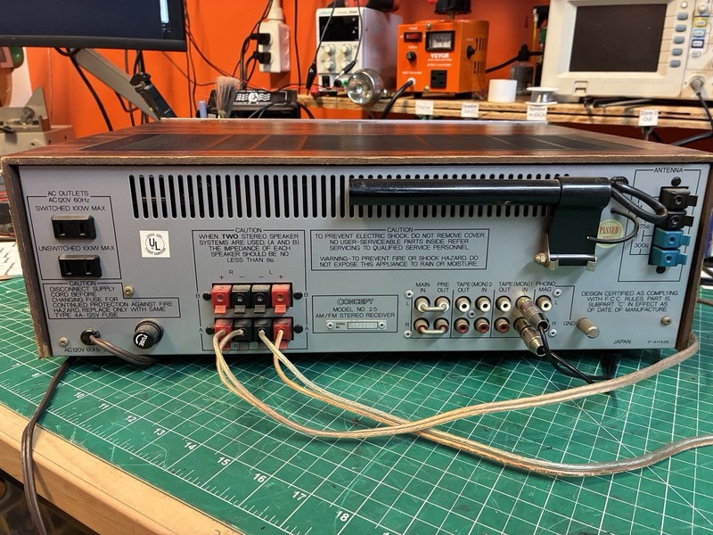CONCEPT 2.5 Vintage 70's AM/FM Stereo Receiver w/Wood Case Japan Serviced gallery