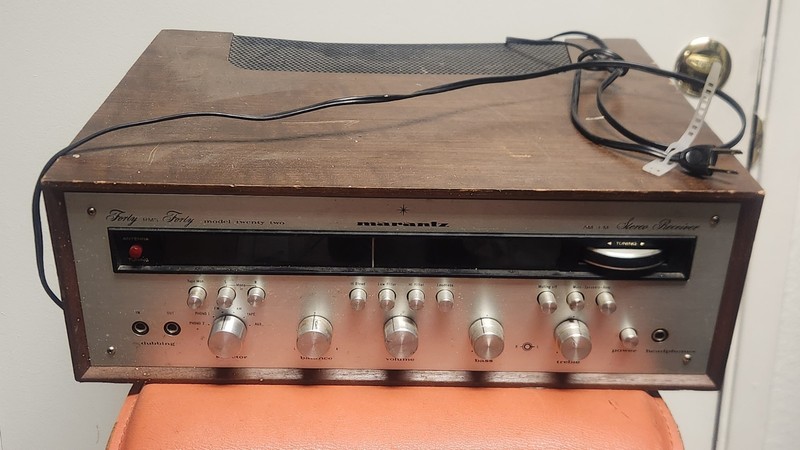 Vintage Marantz Model Twenty Two 22 Stereo Receiver FM/AM