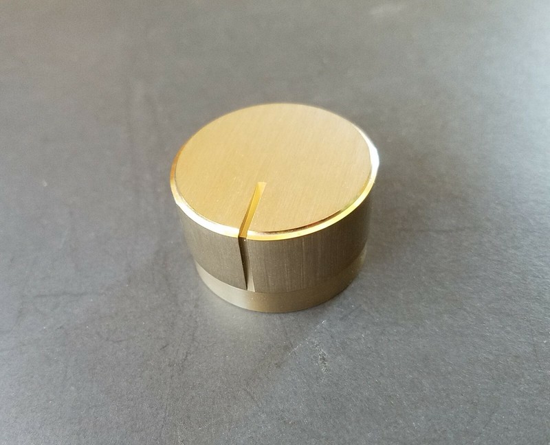 Volume Knob For a Zenith MC-6020 Receiver