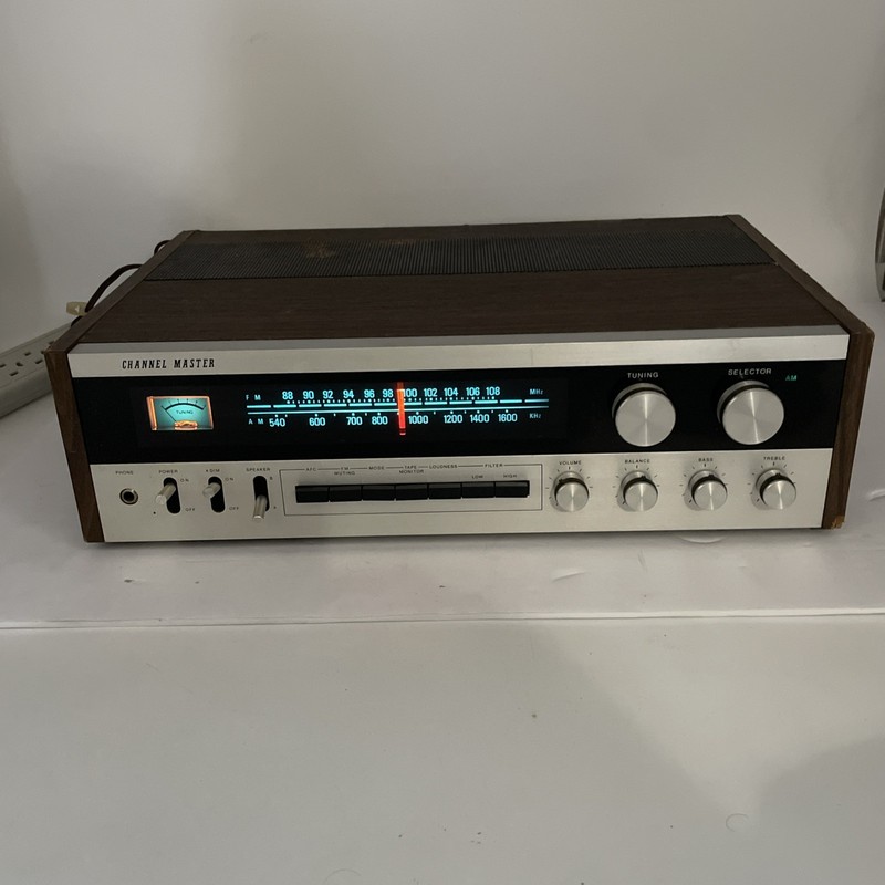 Channel Master Quad Stereo Receiver 4 Channel Silver Wood VTG Japan *TESTED READ