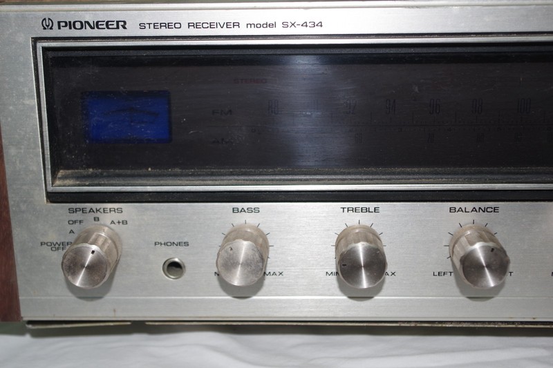 Pioneer SX-434 Stereo Receiver-Powers on, not tested gallery