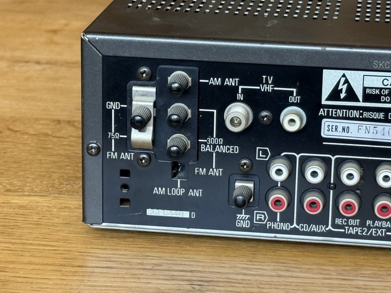 Technics Quartz Synthesizer TV/FM/AM Stereo Receiver SA-946 -UNTESTED gallery