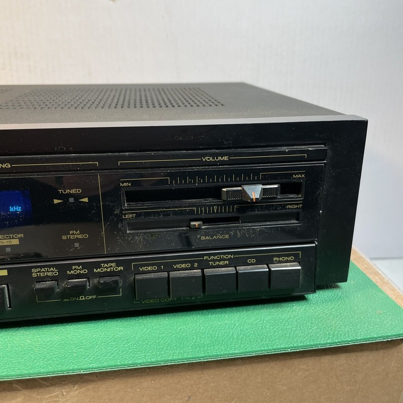 Vintage Marantz SR-560 AM/FM Stereo Receiver 45 WPC RMS **TESTED** gallery