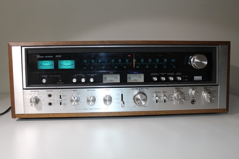 Sansui 9090 Non- DB Receiver Meticulously Maintained & Restored 100% Complete