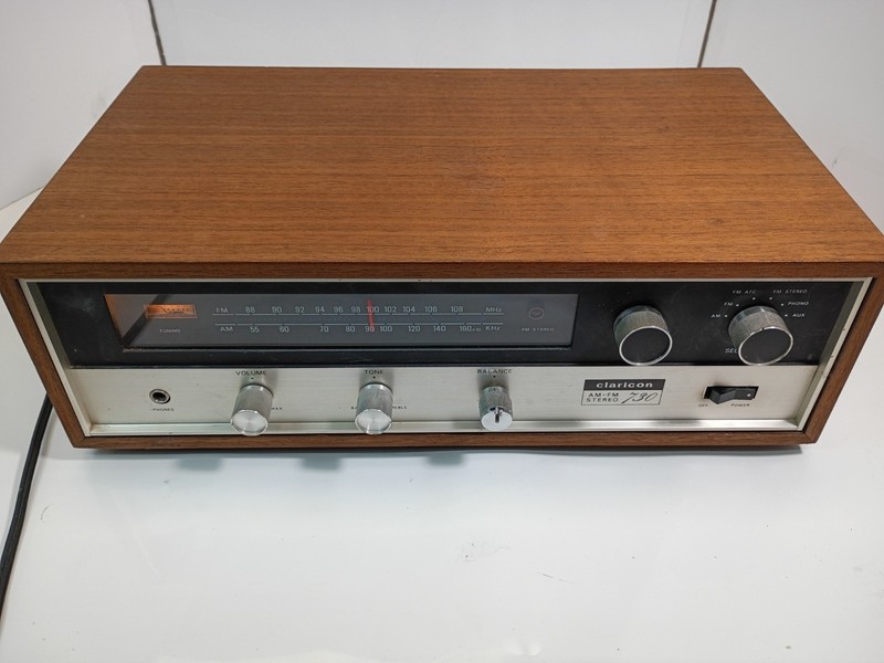 Claricon AM-FM Stereo Receiver Model 730 Vintage Working