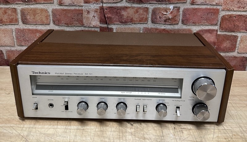 Technics SA-101 Stereo Receiver