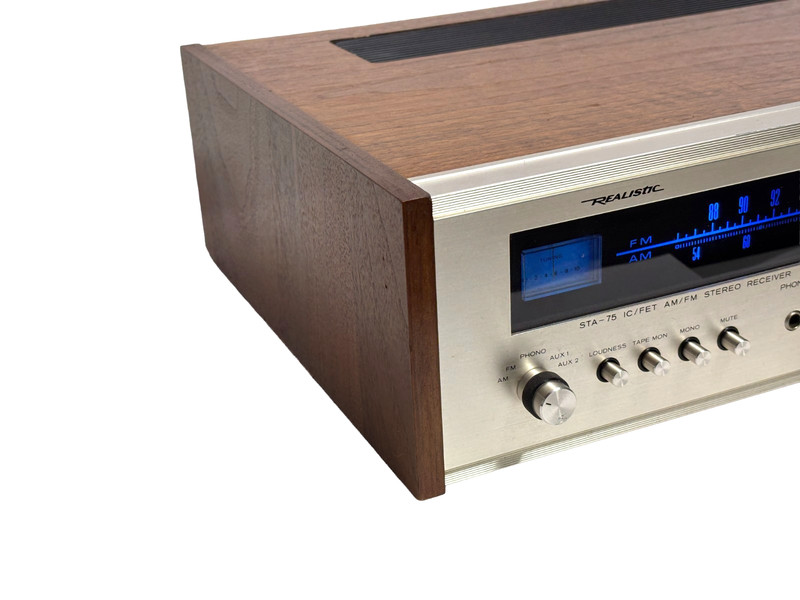 Realistic STA-75 Vintage AM/FM Stereo Receiver Walnut Case Blue Dial Lights Serv gallery