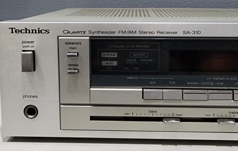 Technics SA-310 Quartz Synthesis AM/FM Stereo Receiver gallery