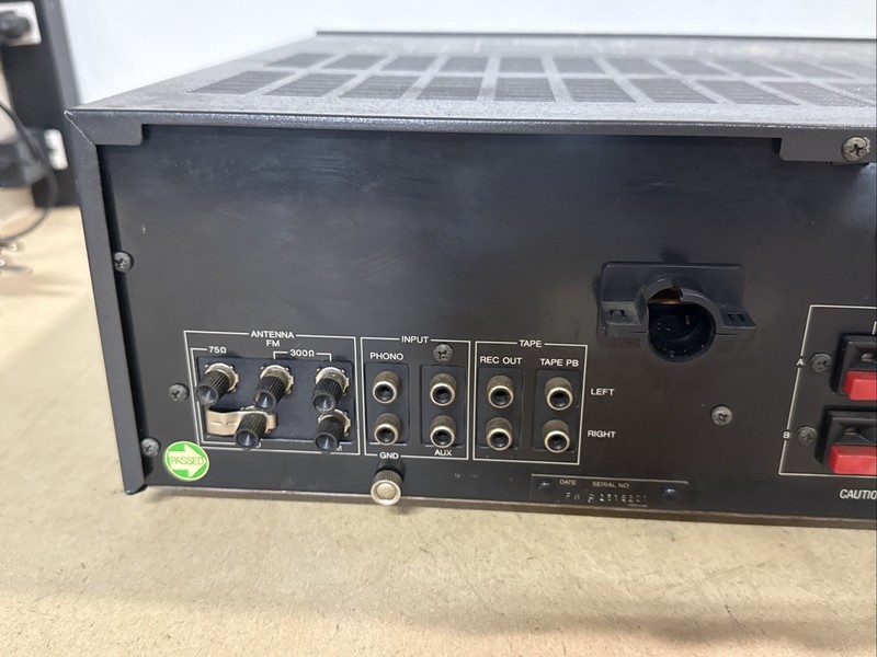 Vector Research VR-2500 FM/AM Stereo Receiver gallery