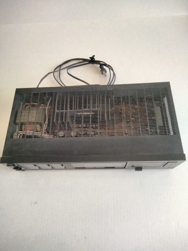 Vintage Kenwood KR-A10 Stereo Receiver/Amp No Remote gallery