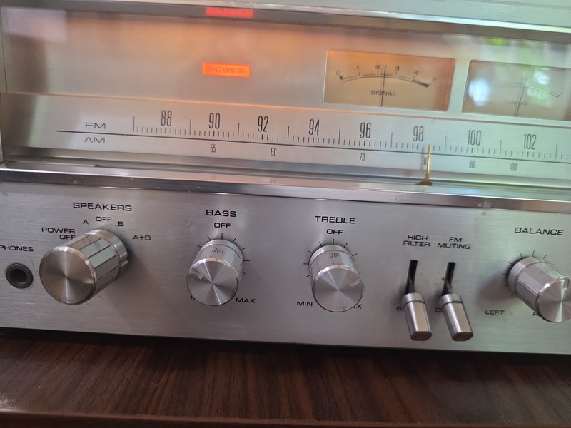 Vintage Pioneer SX-650 Stereo Working *As Is* gallery
