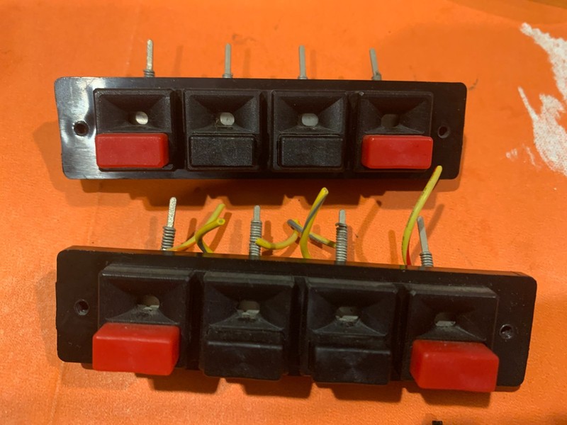 Marantz 2238B Stereo Receiver Parting out - Speaker Jack (1 ONLY!!) gallery