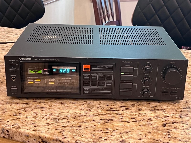 ONKYO TX-25 AM-FM STEREO RECEIVER- VERY NICE- Vintage 1984-85 Japan gallery