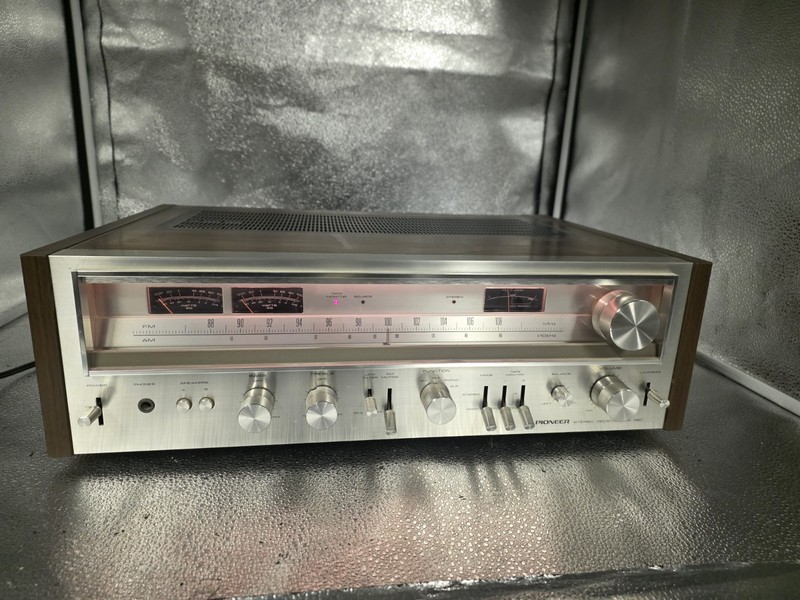 Vintage Pioneer SX-780 Stereo Receiver at 45 watts per Channel AM/FM gallery