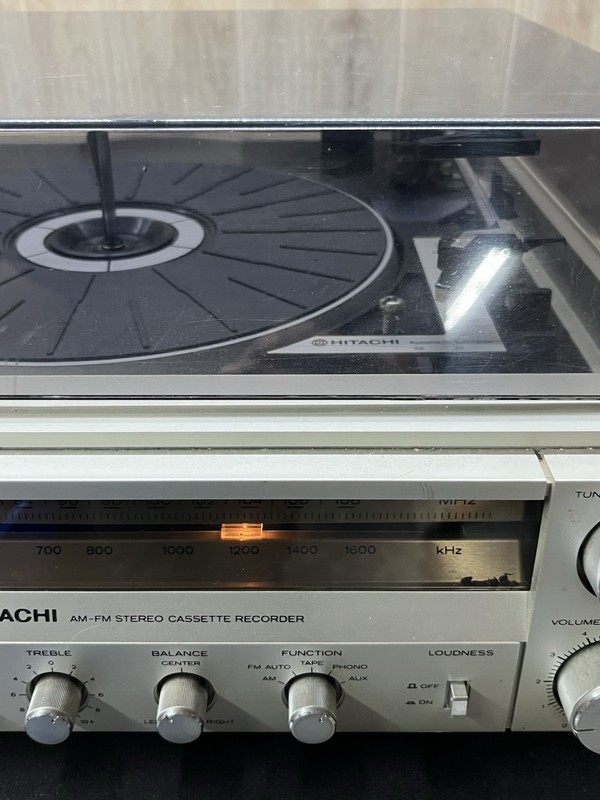 Hitachi SDT-9530H AM/FM Stereo Cassette Player Recorder Not Working For Parts gallery
