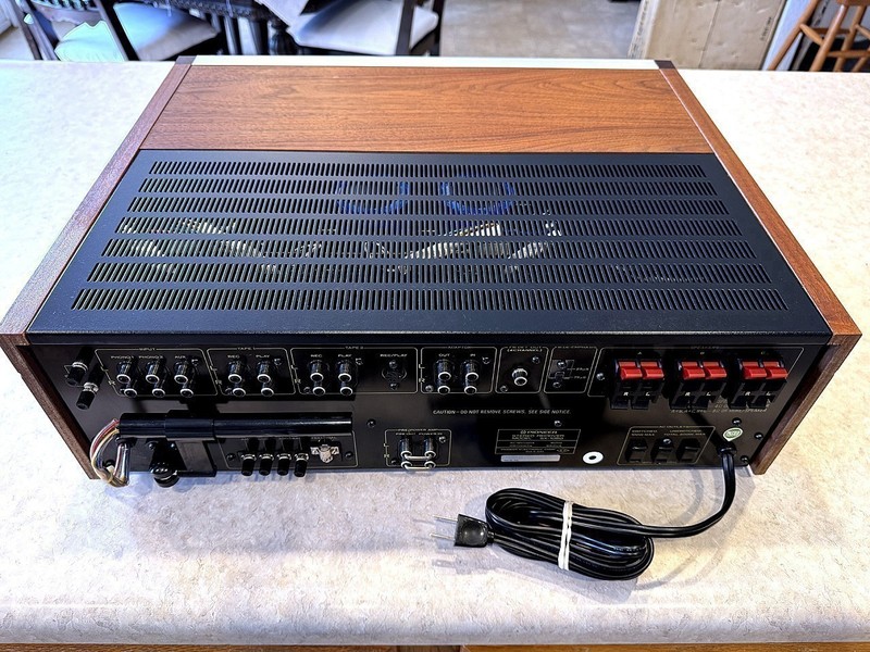 Pioneer SX-1050 Stereo Receiver - Just...WOW!!!