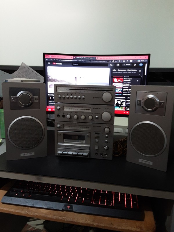 Hitachi Speaker System & AM-FM Stereo Tuner & Stereo Amplifier D-M1 FT-M1 HA-M1 gallery