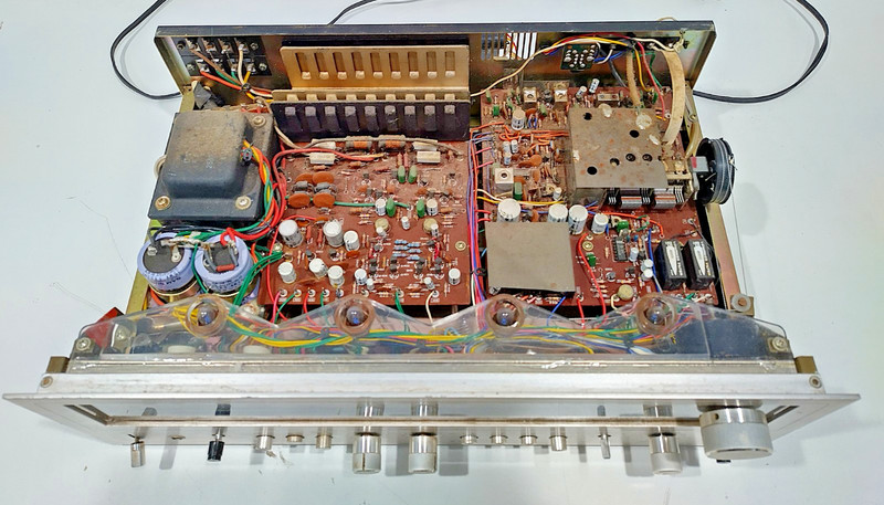 Vintage Zenith MC 7030 Stereo Receiver Tested AC 120V 60Hz Unswitched gallery