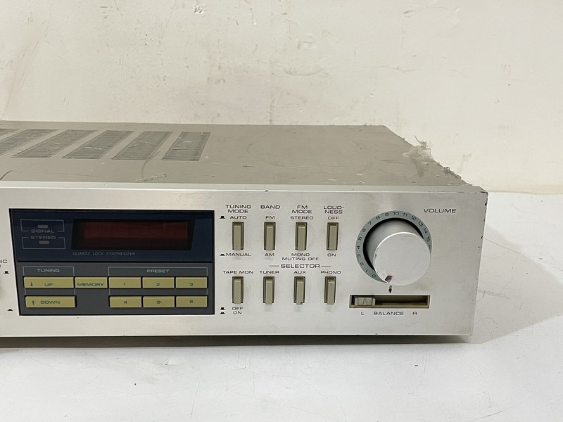 Vintage 1980's Nikko NR-520 ~ Digital Quartz AM/FM Stereo Receiver *****READ gallery
