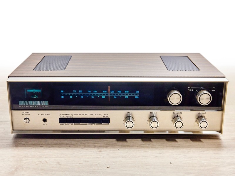 KLH Model Seventy Two 72 WORKS SILVER FACE Wood Grain Vintage Stereo Receiver
