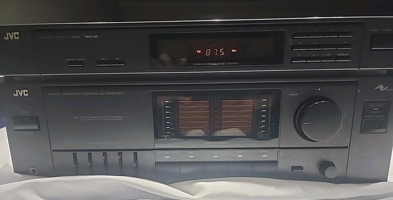 Vintage JVC FM/AM Receiver RX-R75BK. Turns On - Victor Company of Japan, Ltd gallery