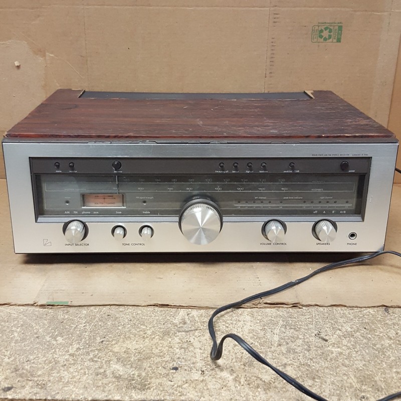 Luxman R-1040 Solid State AM/FM Stereo Receiver *See Wood Finish* PwrsOn – USED