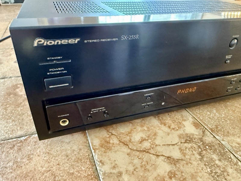 Pioneer SX-255R AM/FM Stereo Receiver Phono Amplifier No Remote Tested Read gallery