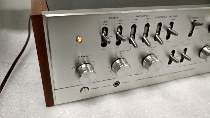 Kenwood KA-8006 Integrated Amplifier gallery