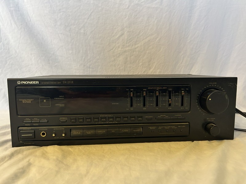 Pioneer SX-251R Stereo Receiver 5 Band EQ & Phono 50W/CH